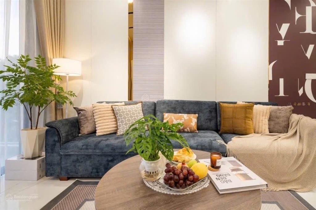 Cho thuê căn hộ 2pn, 2wc đẹp tại xi grand court quận 10, 16 triệu, 80m².  0932 132 *** gặp hiển