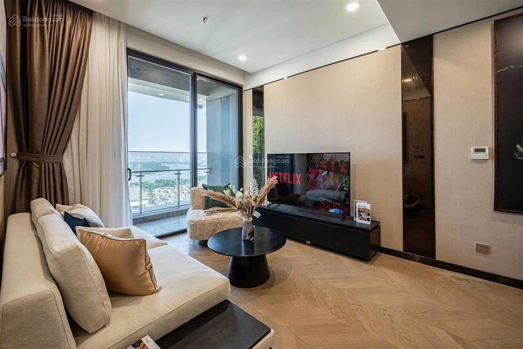 Cho thuê cc tại kingdom 101, giá tốt, 17 triệu vnd, 78 m², 2pn, 2wc.  0932 132 *** gặp hiển