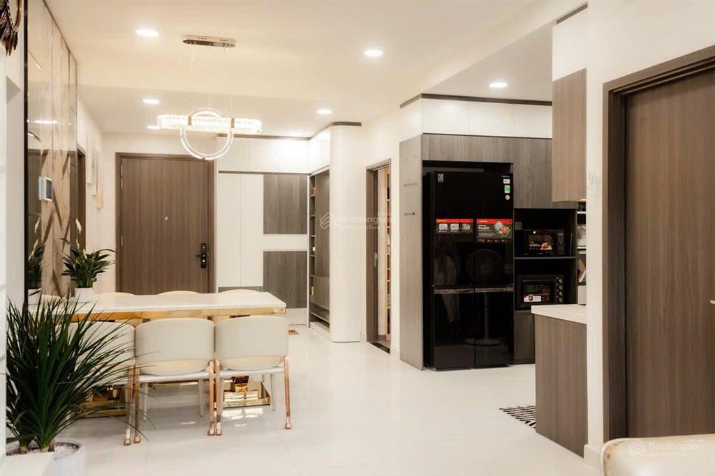 Cho thuê căn hộ chung cư the harmona, giá cực chất 12triệu, 75m2,2pn,2wc.  0932 132 *** gặp hiển
