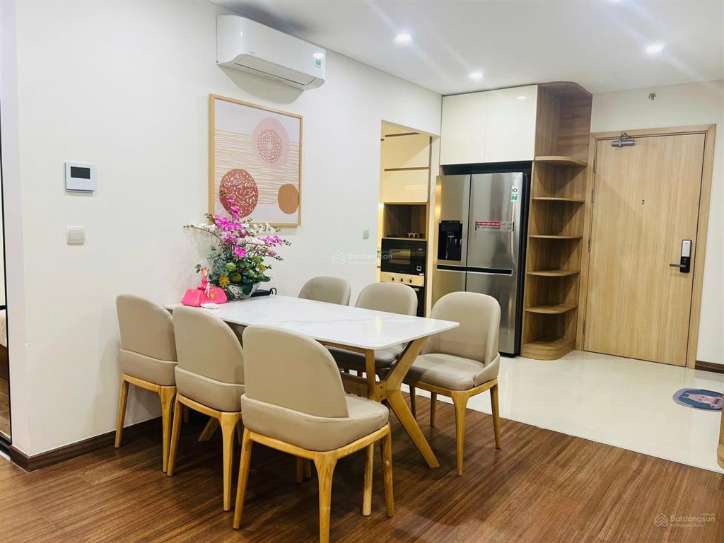 Cho thuê ch 2pn, 2wc, 75m² tại cộng hòa plaza, 12 triệu vnd.  0932 132 *** gặp hiển