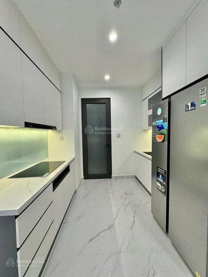 Bán căn hộ kingston residence quận phú nhuận, 7 tỷ vnd, 80m², 2pn, 2wc.  0932 132 *** gặp hiển