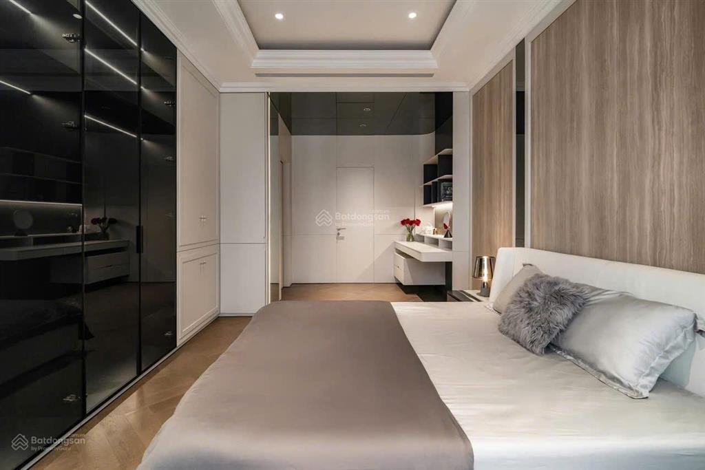 Bán căn hộ 3pn, 2wc, 120m2 tại cao ốc satra  eximland, giá tốt chỉ với 8,3 tỷ.0932 132 *** hiển