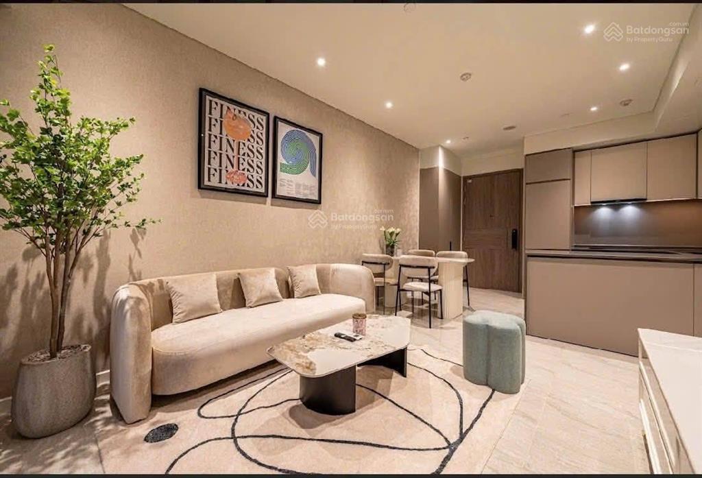 Cho thuê cc kingdom 101, 18 triệu, 78m2, 2pn, 2wc, chỉ với giá siêu hời.  0932 132 *** gặp hiển