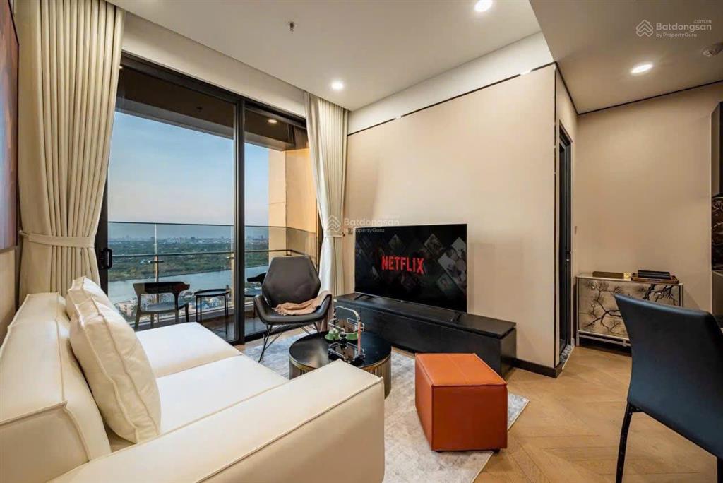 Cho thuê căn hộ cc 1pn 1wc tại screc tower quận 3, 11 triệu vnd, 55 m2.  0932 132 *** gặp hiển