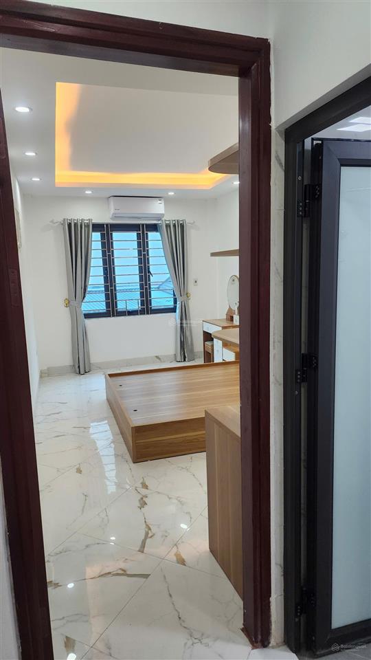 Chính chủ gửi bán nhà 4 tầng mới full đồ chỉ 4ty2 ngay cầu mai lĩnh ngay ngõ oto 8m