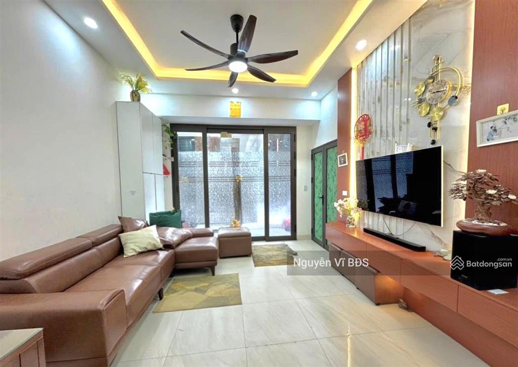 Nhà mới lô góc full đồ lô góc 5 tầng 31m mậu lương kiến hưng hà đông 8.9 tỷ nở hậu