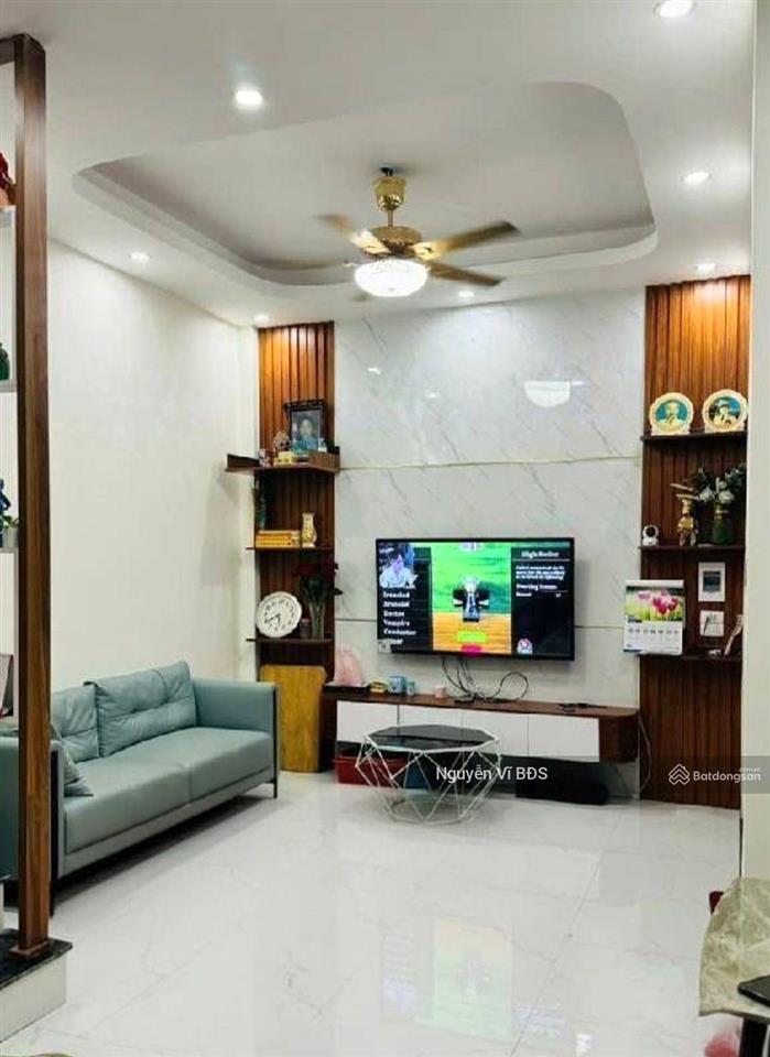 Chính chủ gửi bán gấp nhà đẹp 5 tầng lô góc đủ đồ 31m2 phú lương, hà đông giảm chỉ còn 6 tỷ