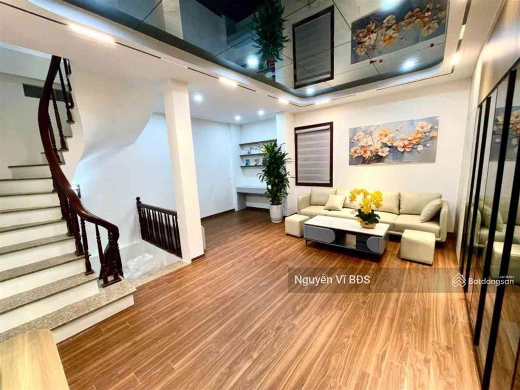 Chưa tới 6 tỷ nhà đẹp mt 6m sở hữu nhà đẹp gần phố bà triệu hà đông