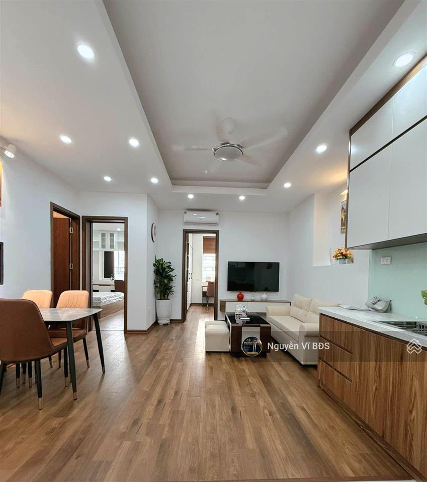 Hiếm căn hộ lô góc 3pn full đồ lê văn lương thanh xuân