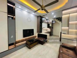 Gia đình cần bán nhà dân xây 5 tầng  full đồ  yên bình, yên nghĩa, hà đông 4ty3 có thương lượng