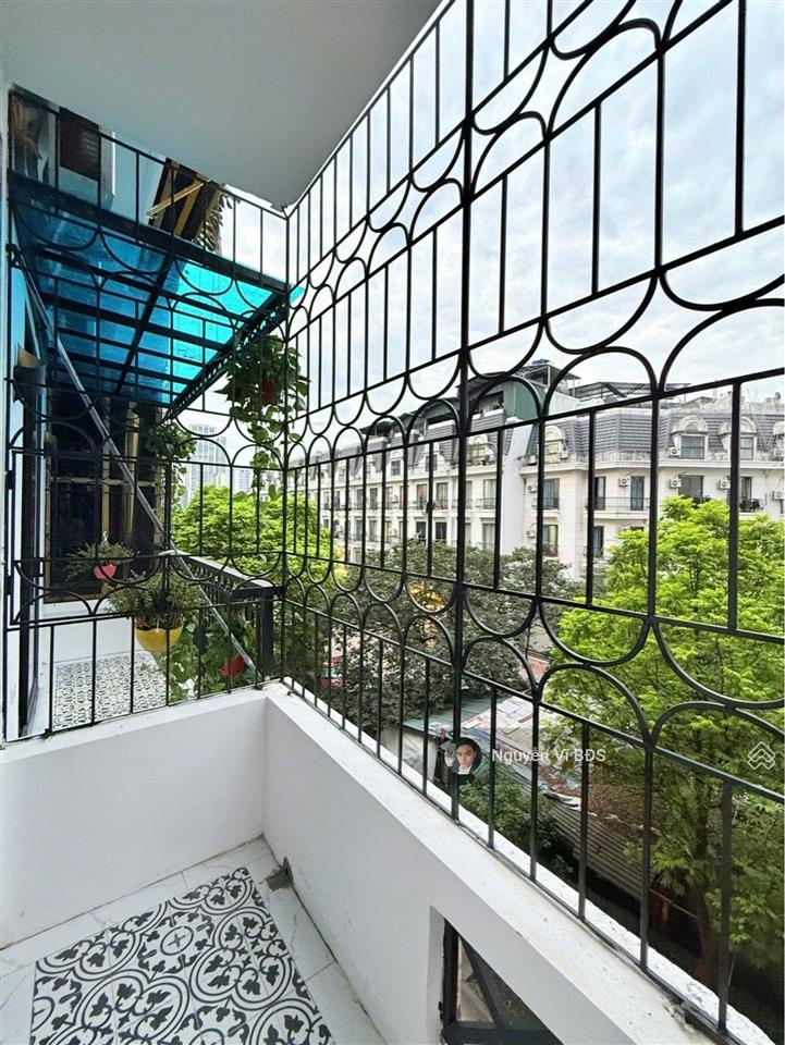 Chung cư mà ngỡ liền kề siêu sang 90m2 3pn 2 wc xem là ưng  vị trí trung tâm gần vin cao xà lá
