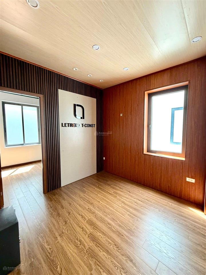Mời thuê biệt thự 160m2 x 6t thang máy ngõ 214 nguyễn xiển | giá 65 triệu (có tl)