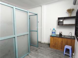 Chính chủ cho thuê căn 1 phòng ngủ tách bếp đầy đủ nội thất ngay mặt tiền đặng văn ngữ phú nhuận