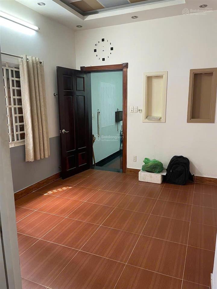 Chính chủ cho thuê phòng máy lạnh cửa sổ giá sinh viên tân bình gần công viên lê thị riêng
