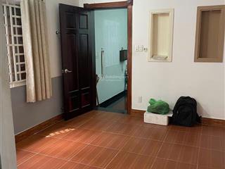 Chính chủ cho thuê phòng máy lạnh cửa sổ giá sinh viên tân bình gần công viên lê thị riêng