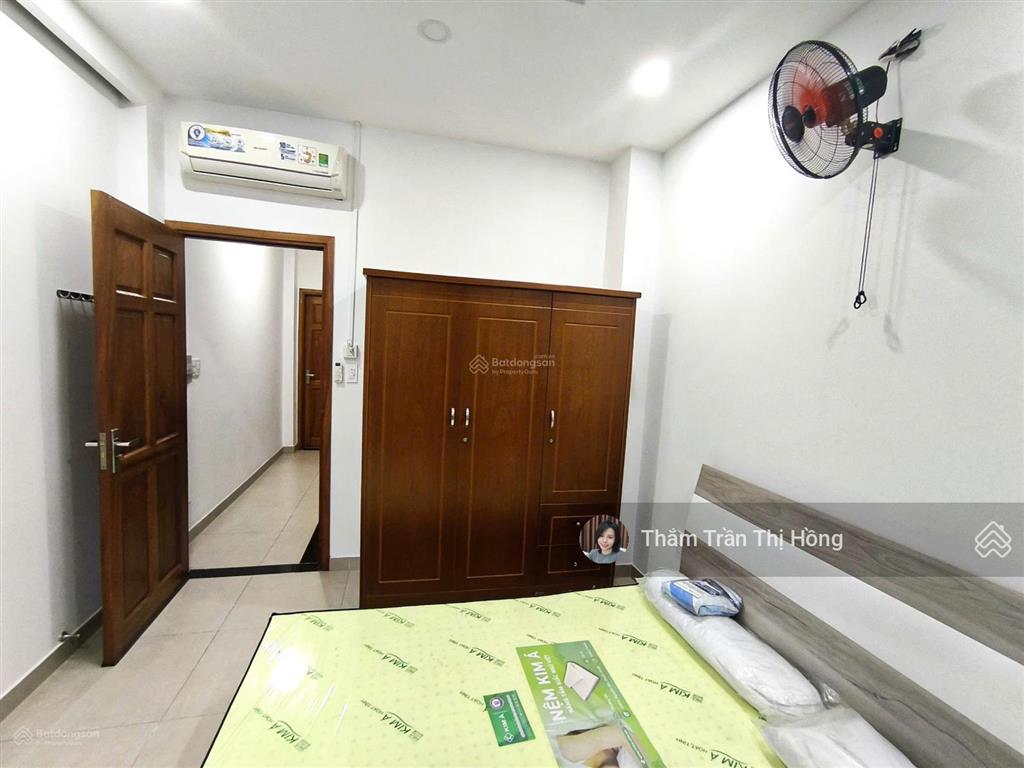 Chính chủ cho thuê phòng đẹp full nội thất có ban công sát phú nhuận