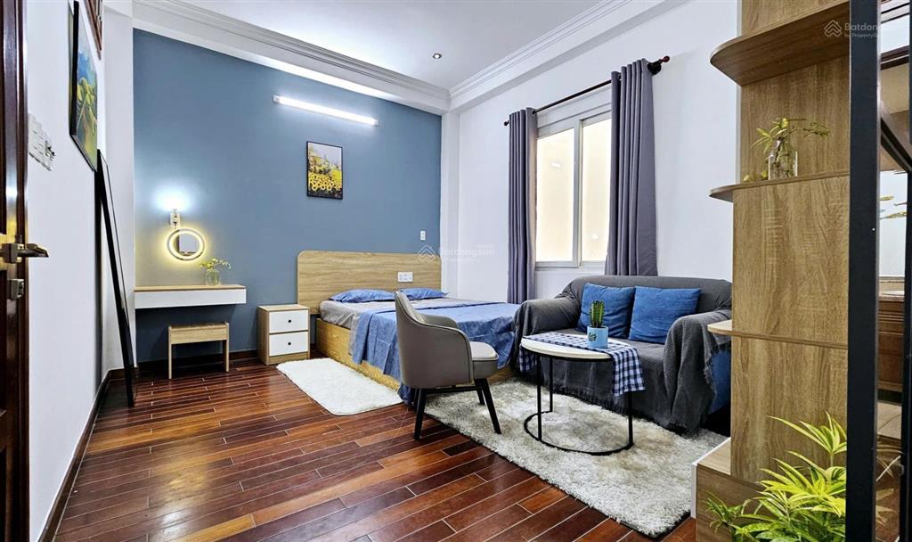 Bán nhà siêu vip mặt tiền đường nguyễn trọng tuyển  dt 5.1 x 17  4 tầng  hđt 60 triệu  20 tỷ