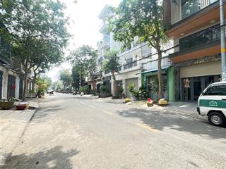 Mt khu họ lê 4x19m, cấp 4 giá 9 tỷ  giá tốt nhất.