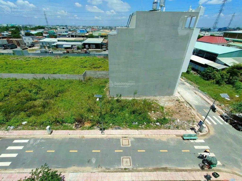 Khu phân lô dự án kênh 26/350m2, giá 4.25 tỷcách siêu thị aeon 300m.