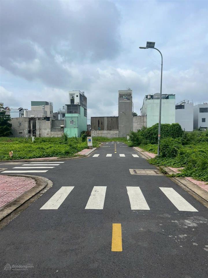 Khu phân lô dự án kênh 26/350m2, giá 4.25 tỷcách siêu thị aeon 300m.