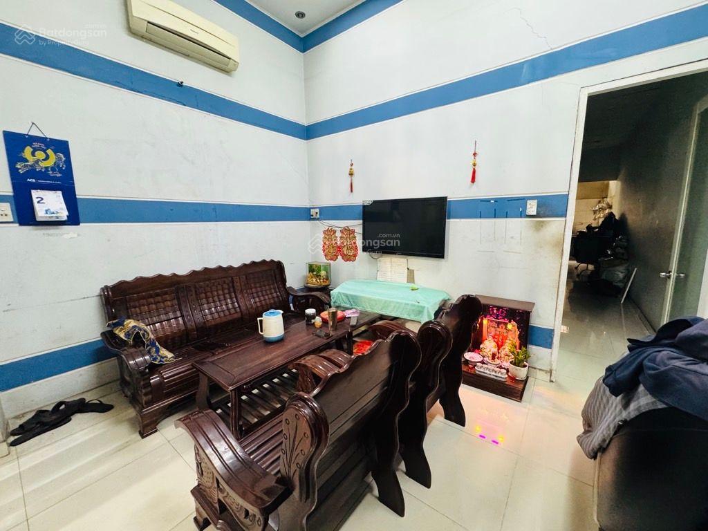 Quận 8 hàng ngon  5.2 x 40m  xe tải tránh nhau  chủ gấp bán