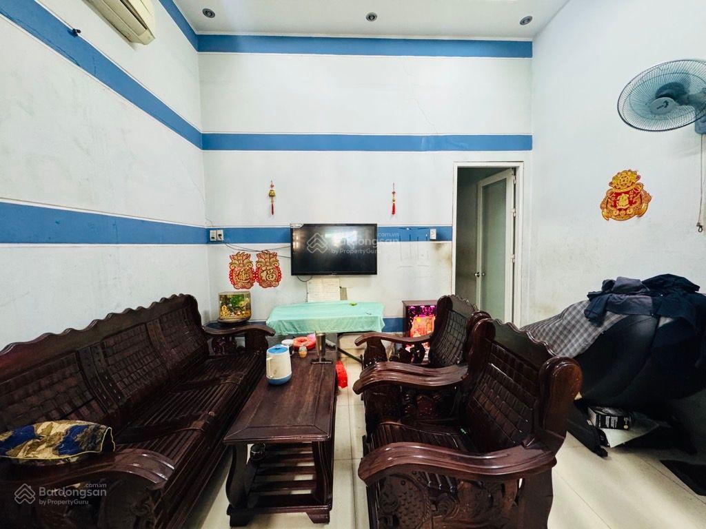 Quận 8 hàng ngon  5.2 x 40m  xe tải tránh nhau  chủ gấp bán