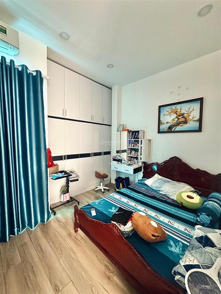 Bình tân  hẻm nhựa xe tải 1 sẹc  104m2(4x26m)  tặng full nội thất  sổ vuông a4  chỉ 6.x tỷ