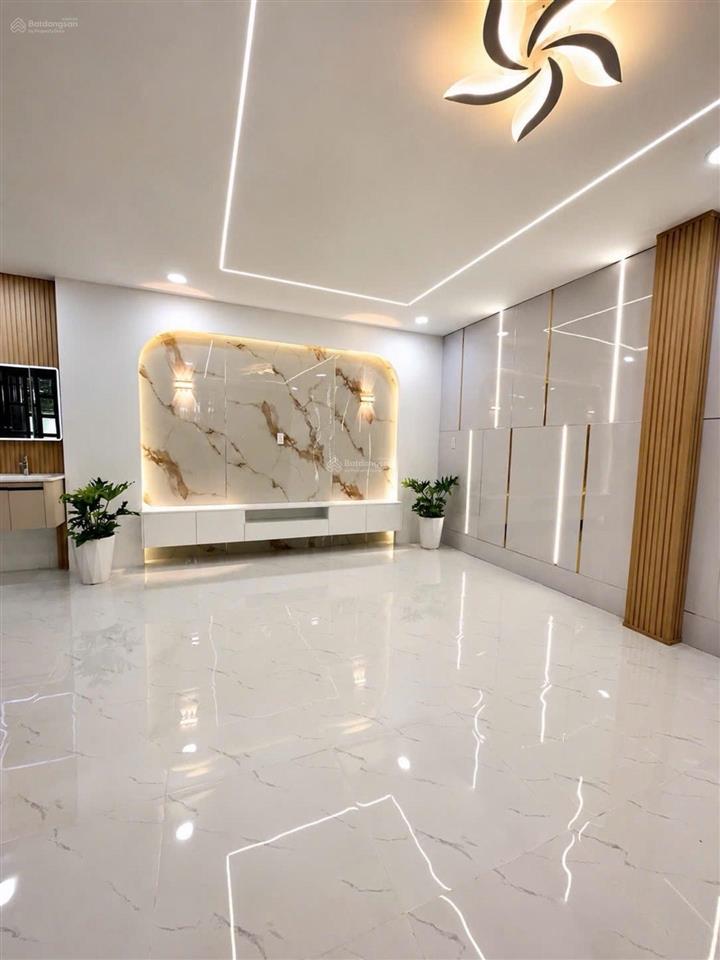 Bình tân  siêu phẩm đang mới đẹp lung linh  hẻm xe hơi  nhà 3 tầng mới đẹp  ngang đẹp 8m 