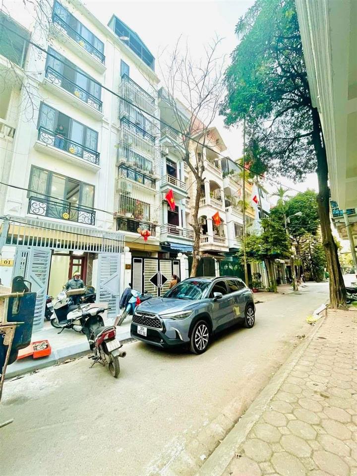 Cảnh báo đừng mua nhà tân mai nếu chưa xem căn phân lô 147 này. 74m, 4t thang máy. 20m ra mặt phố.
