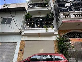 Gia đình cần tiền bán nhanh căn phân lô đền lừ. 50m, 6t. mt 4m. thang máy, kinh doanh. hơn chục tỷ.