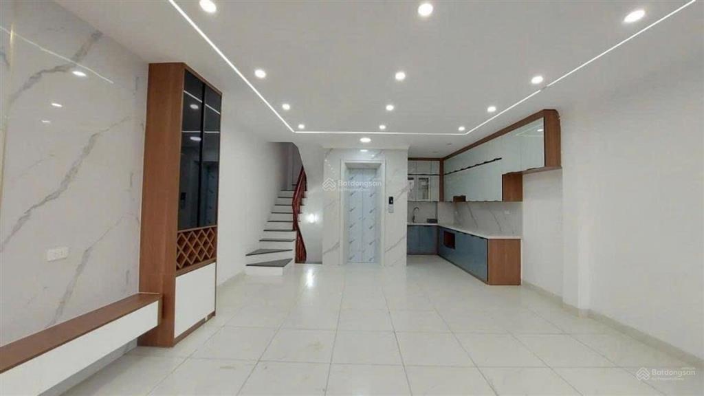 Bán nhà phố lê thanh nghị, hai bà trưng 69m2 x 5 tầng thang máy, 10m ra phố, giá nhỉnh 10 tỷ