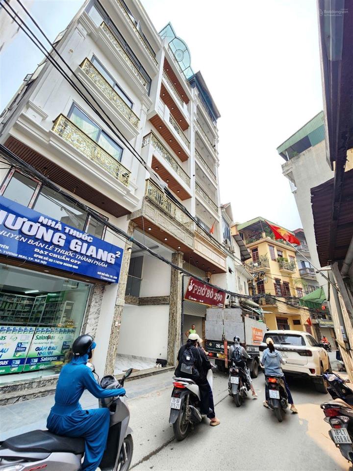 Chỉ 18 tỷ nhỉnh có ngay nhà mặt phố đền lừ 7 tầng thang máy kinh doanh bất chấp. 45m. mt. 4,2m.