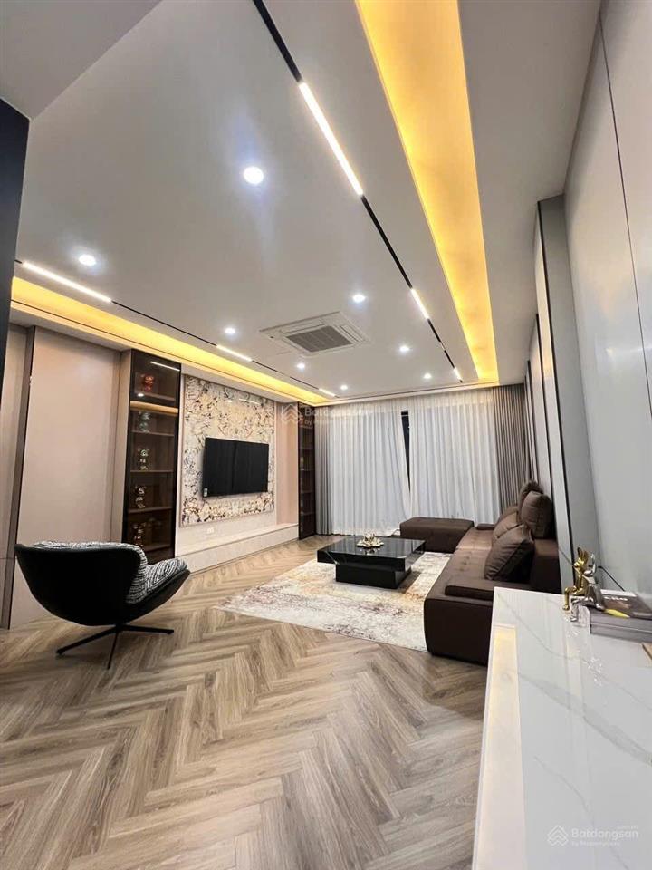 Chỉ từ 18 tỷ bán nhà đền lừ, nhà mới thang máy  ô tô 7 chỗ vào nhà  vừa ở vừa kinh doanh cực đỉnh