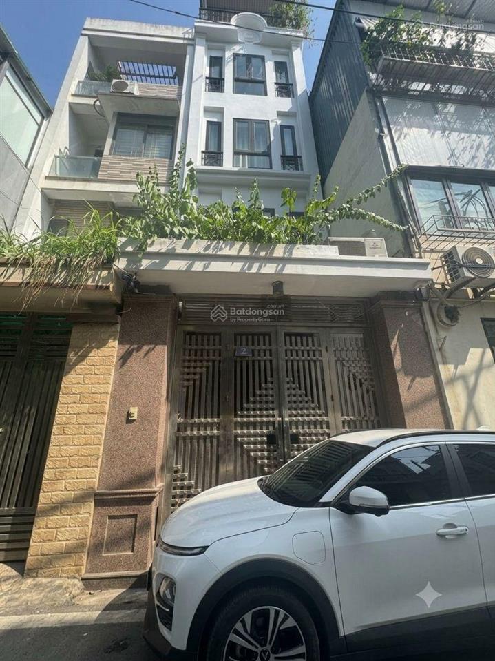 Bán nhà ô tô đỗ tận cửa, 5 tầng trần khát chân, (65m), mt 4m. thang máy chờ. chỉ 15 tỷ còn bớt.