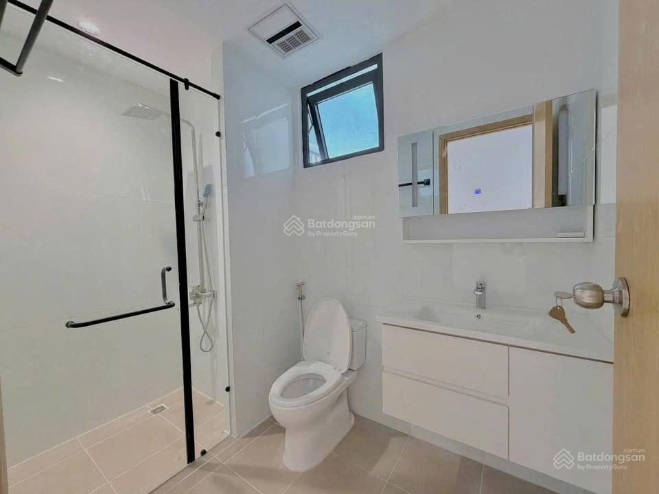 Chính chủ cần bán căn hộ cc bông sao 2pn 2wc có sổ, sang tên trong ngày