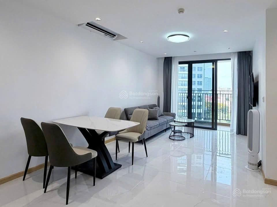 Chính chủ cần bán căn hộ cc bông sao 2pn 2wc có sổ, sang tên trong ngày