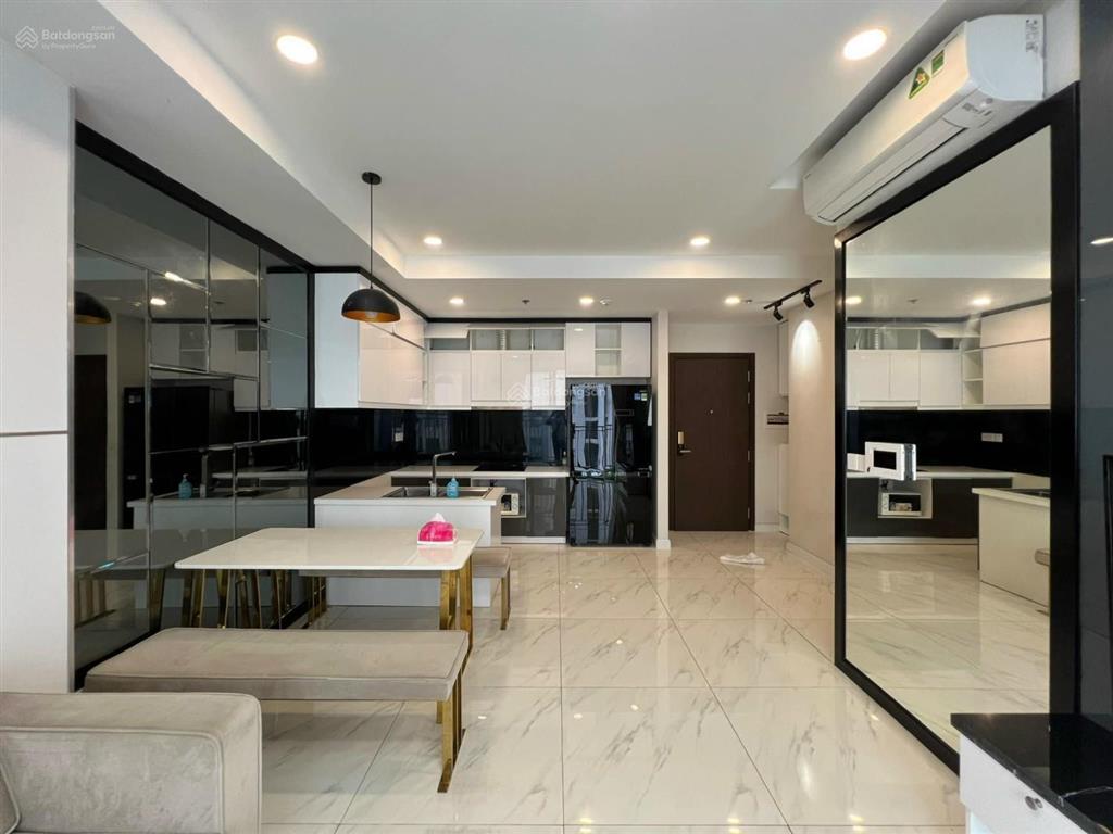 Chính chủ cần bán gấp chcc diamond riverside 2pn 2wc có sổ, sang tên trong ngày