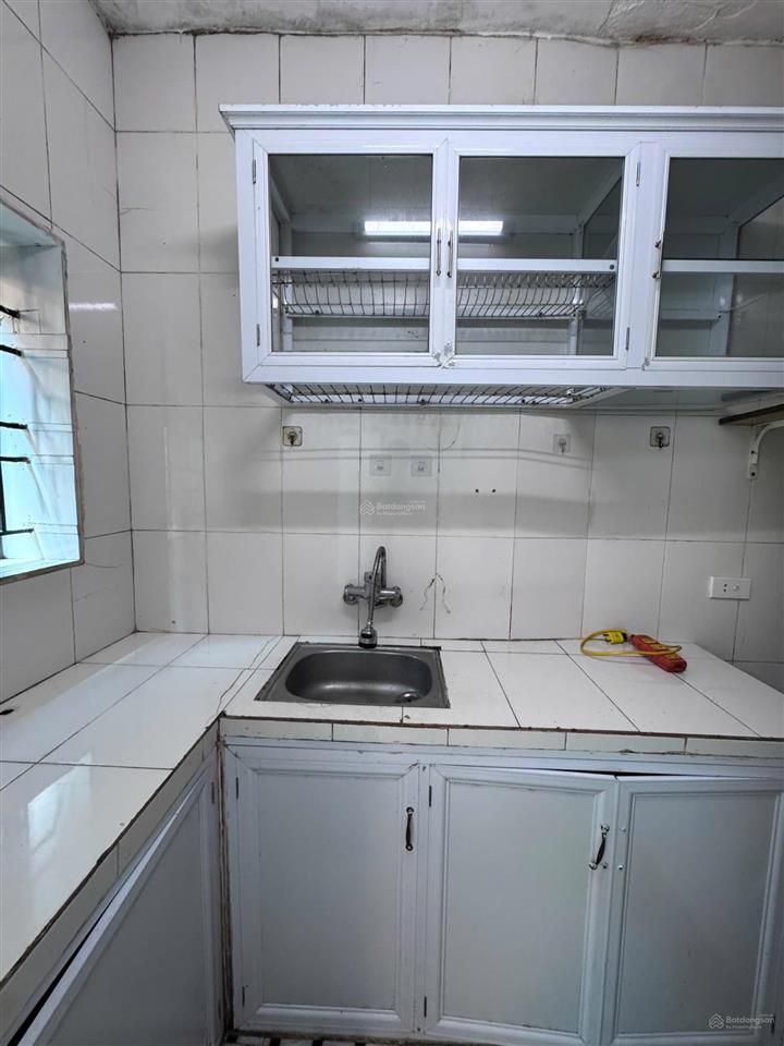 Cho thuê nhà riêng ngõ 210 nghi tàm