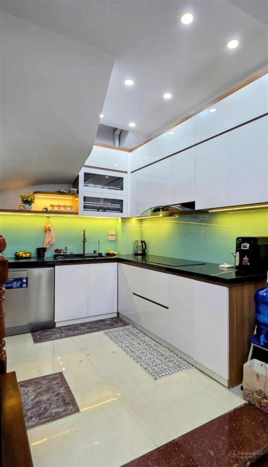 Siêu phẩm trung tâm quận cầu giấy chỉ nhỉnh 12 tỷ!!!