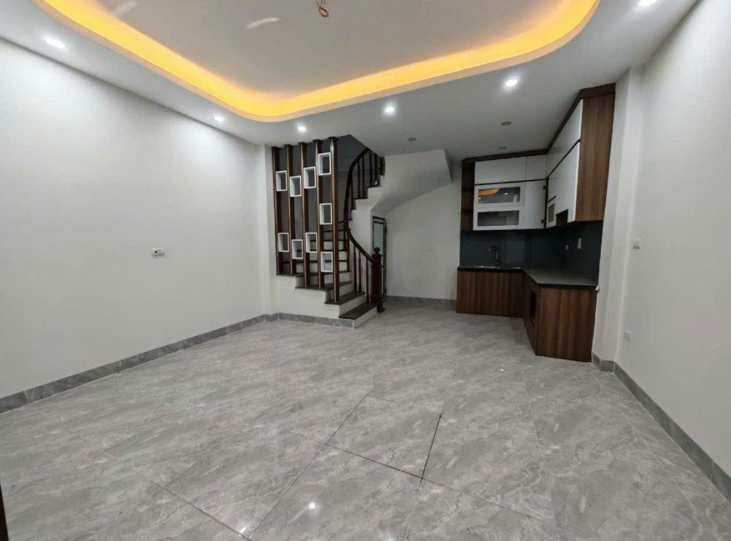 BÁN NHÀ LIÊN MẠC - 5 TẦNG MỚI CỨNG - Ô TÔ ĐỖ CỬA - CHỈ 5.58 TỶ