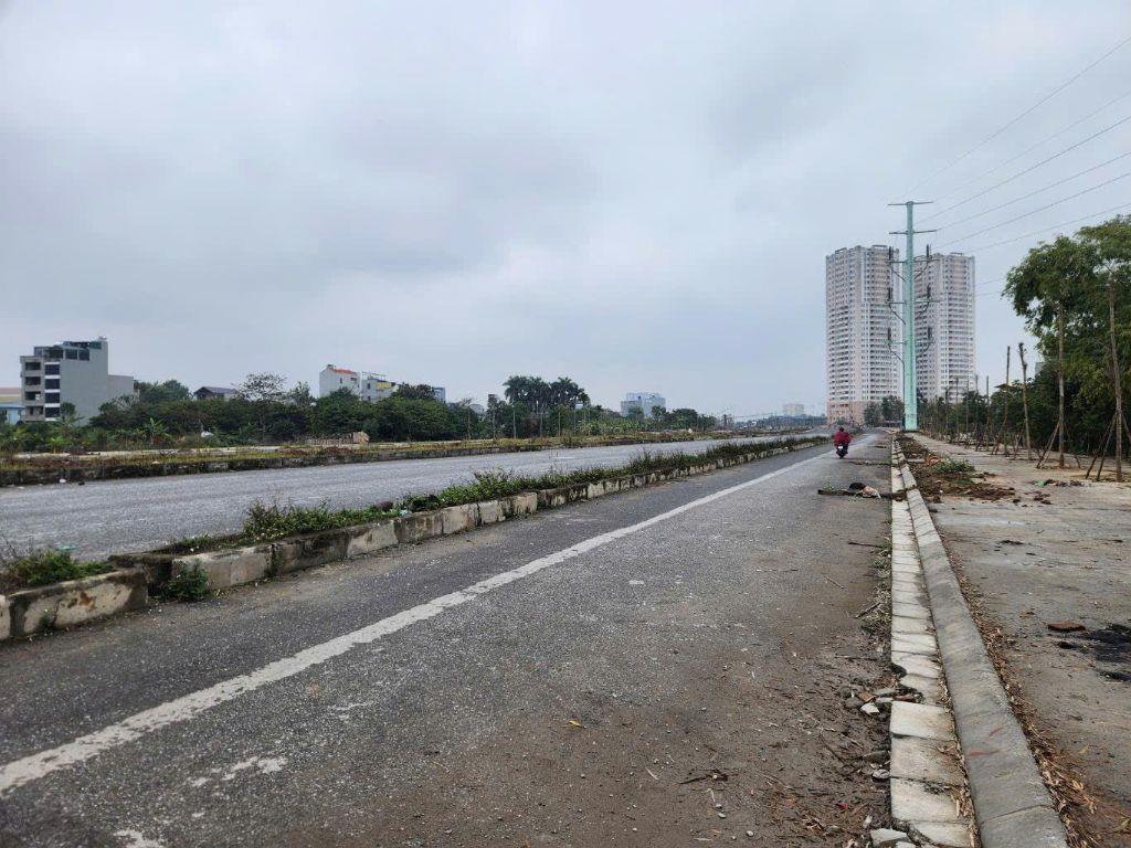 5 Tỷ có nhà Hoài Đức 38m - Ô tô đỗ cửa - 2 phút ra phố