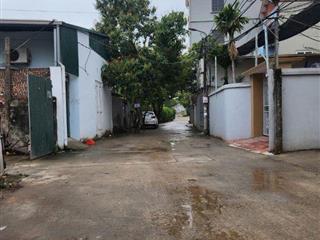 5 Tỷ có nhà Hoài Đức 38m - Ô tô đỗ cửa - 2 phút ra phố