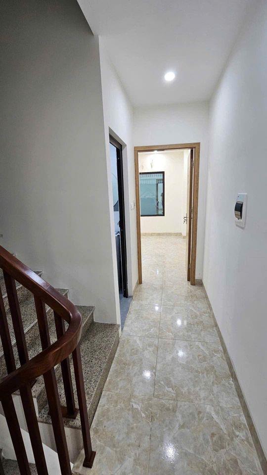 5 Tỷ có nhà Hoài Đức 38m - Ô tô đỗ cửa - 2 phút ra phố