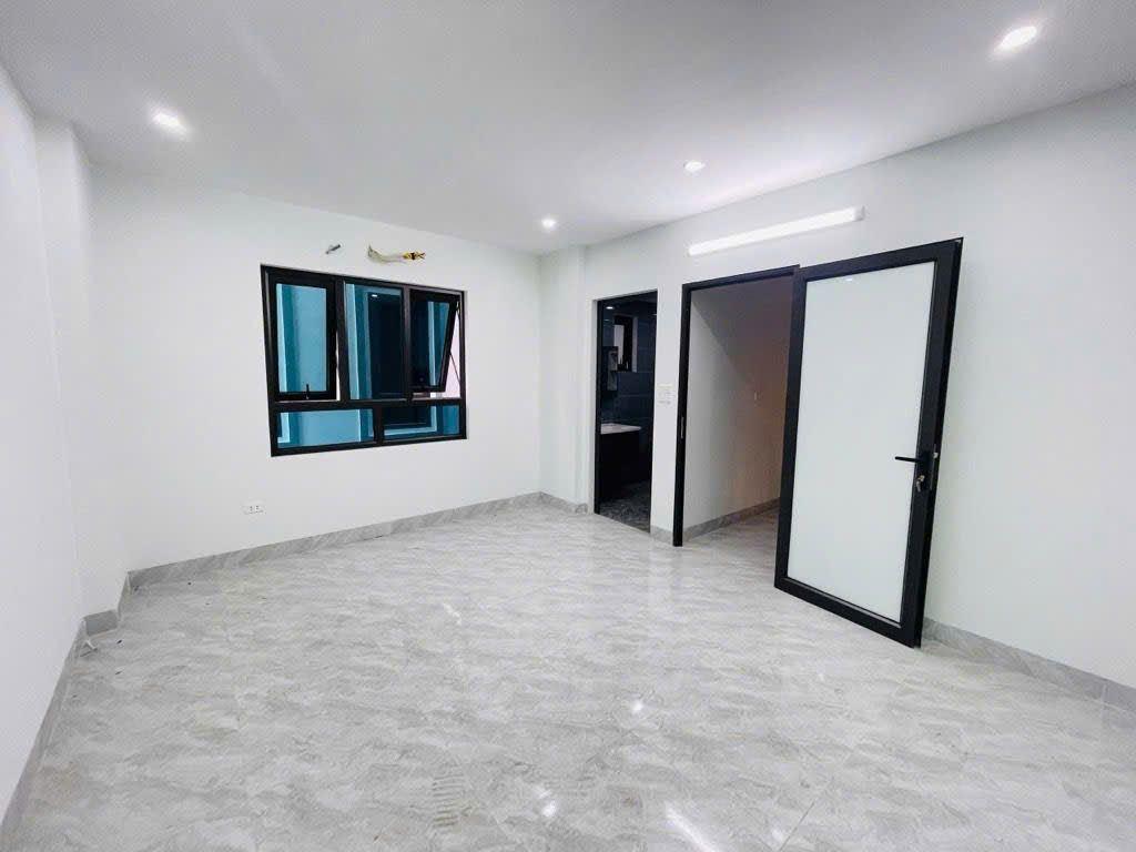 32m 5 tầng 6ty2 TRUNG TỰU - NHÀ MỚI  - Ô TÔ ĐỖ Kinh Doanh 