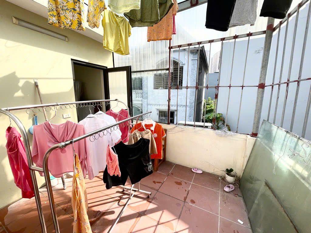 4ty89 Có Nhà 32m - Lô Góc Ngõ Thông - 10m ô tô - cách 50m QL32 3 phút ra ga nhổn