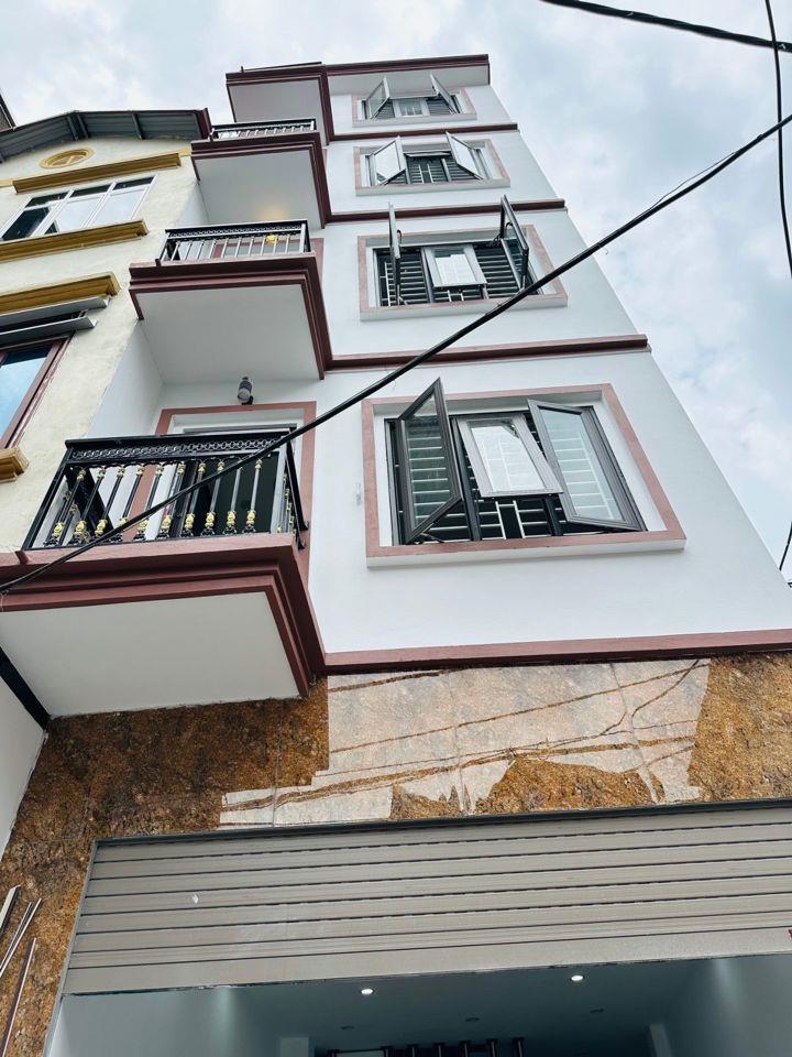 Nhà Đẹp Di Trạch Ô tô Đỗ Cửa 42m - 5 Tầng ko quy hoạch - Giá tốt gara ô tô 6ty6