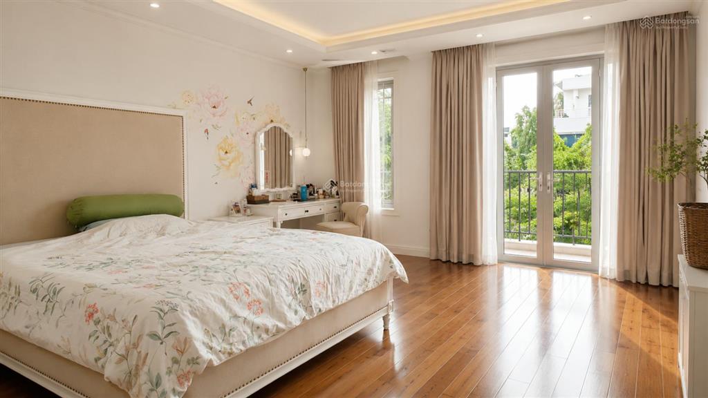 Cho thuê biệt thự hiện đại  đường trần não  an khánh  5 pn  full nội thất