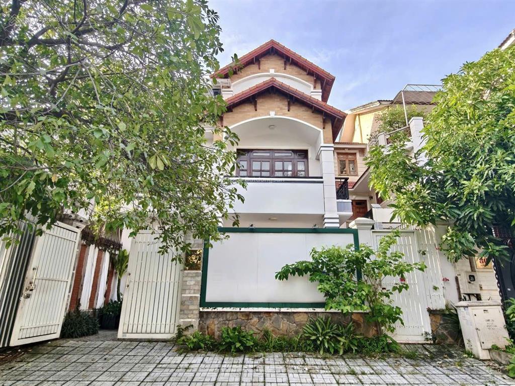 Cho thuê biệt thự 200m2  gần cầu sài gòn  phường an phú  quận 2