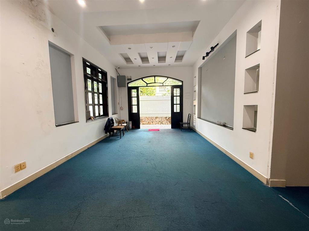 Cho thuê biệt thự 200m2  gần cầu sài gòn  phường an phú  quận 2