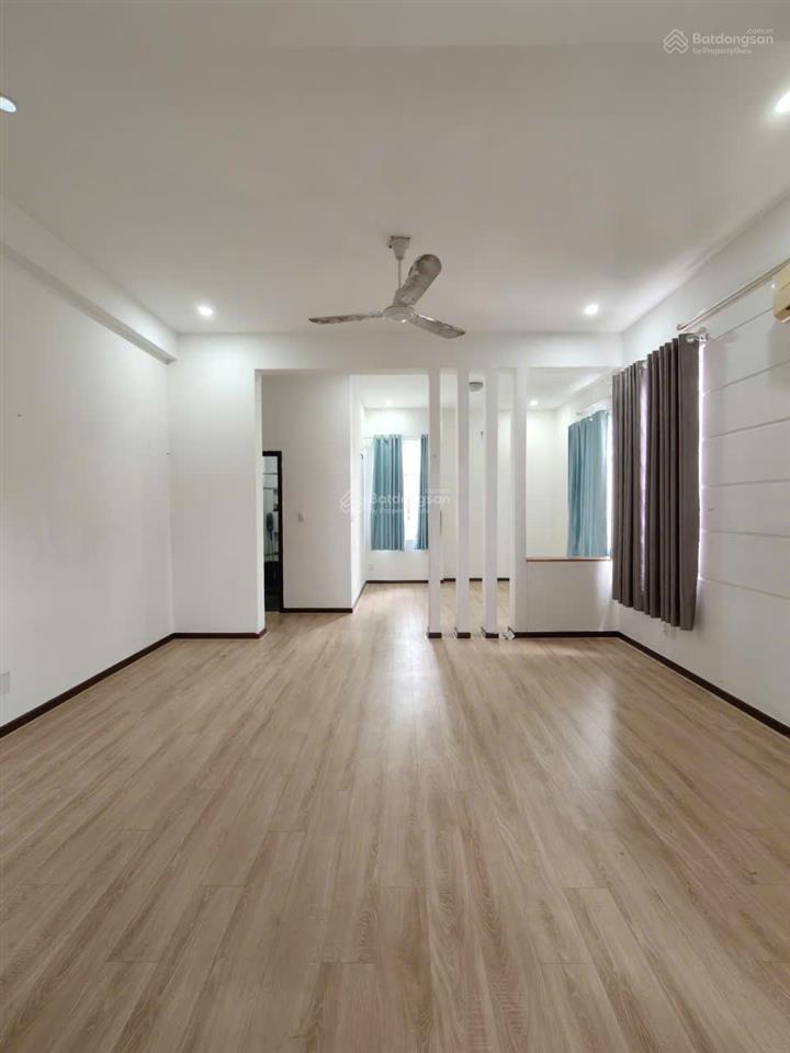 Cho thuê biệt thự sân vườn đường xuân thuỷ  thảo điền  kinh doanh tự do